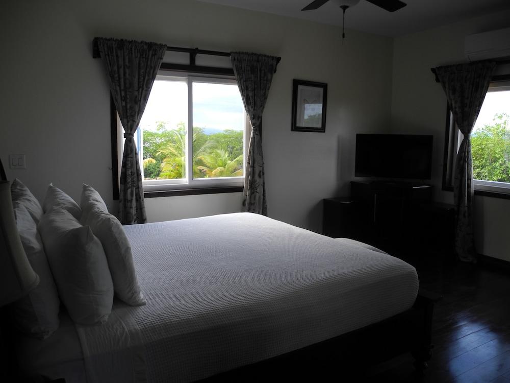 Robert'S Grove Beach Resort Placencia Dış mekan fotoğraf