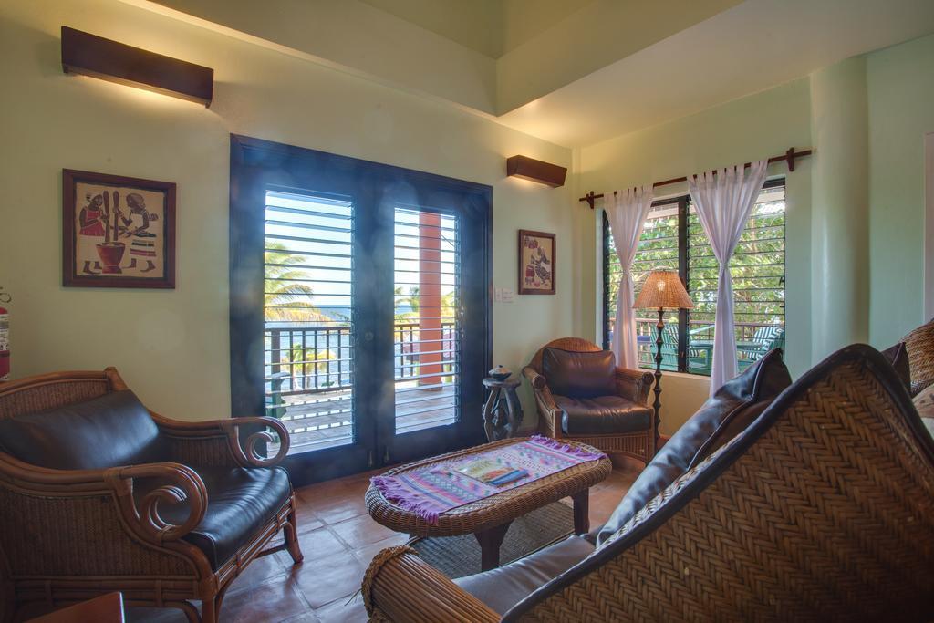 Robert'S Grove Beach Resort Placencia Dış mekan fotoğraf
